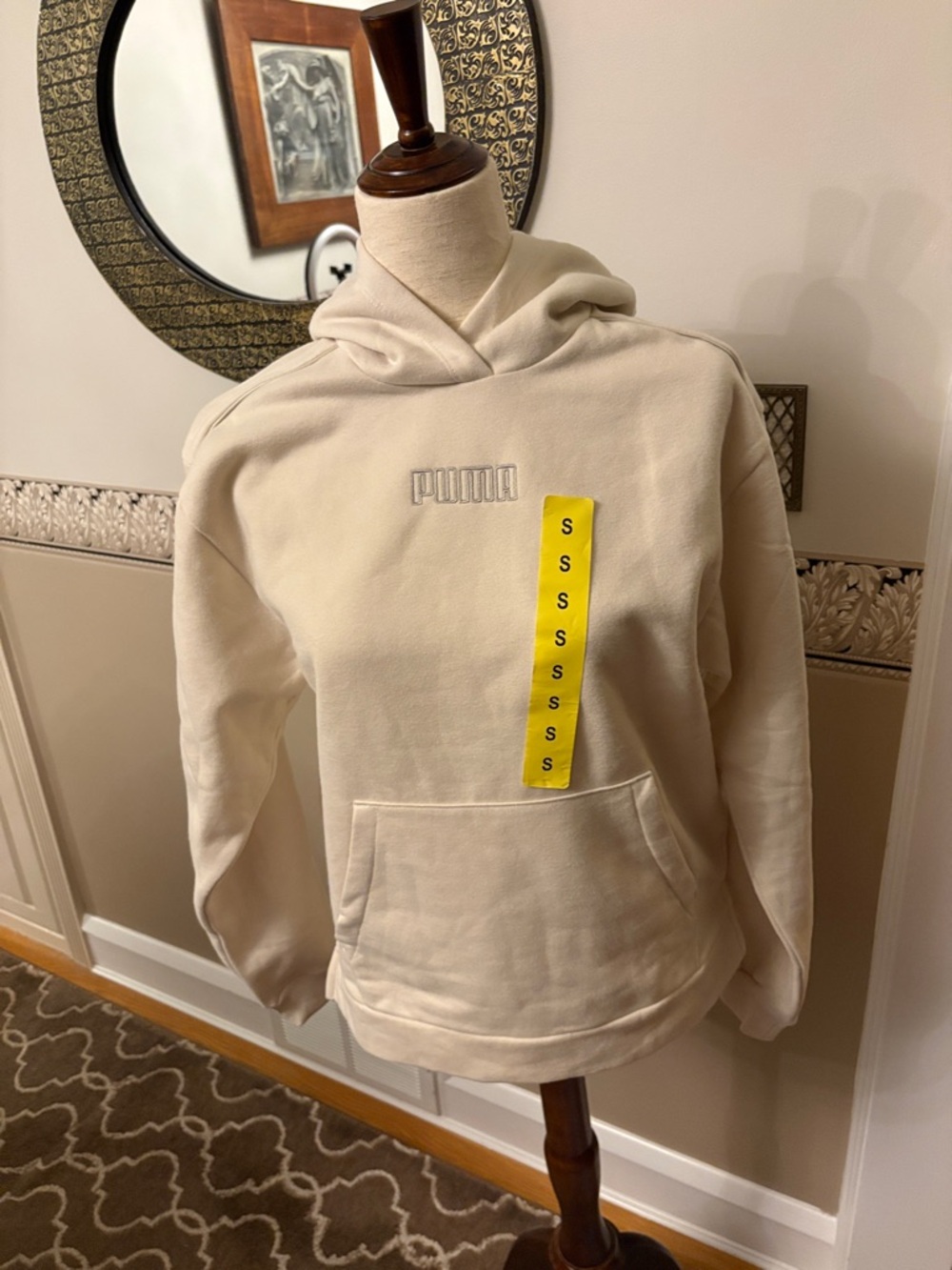 NEW Puma Cream Crewneck Hoodie with Subtle Logo size Small not worn